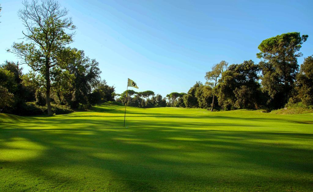 טירניה Grand Hotel Golf מראה חיצוני תמונה