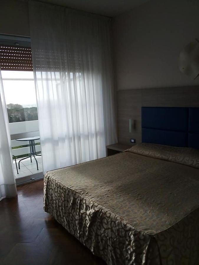 טירניה Grand Hotel Golf מראה חיצוני תמונה